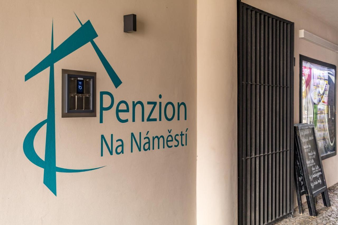 Penzion Na Namesti Dvůr Králové nad Labem Dış mekan fotoğraf