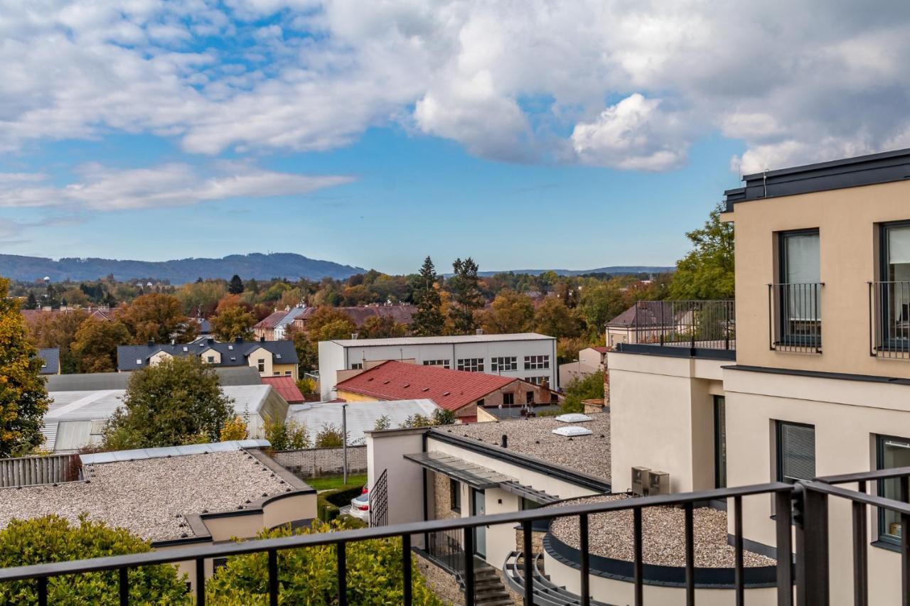 Penzion Na Namesti Dvůr Králové nad Labem Dış mekan fotoğraf